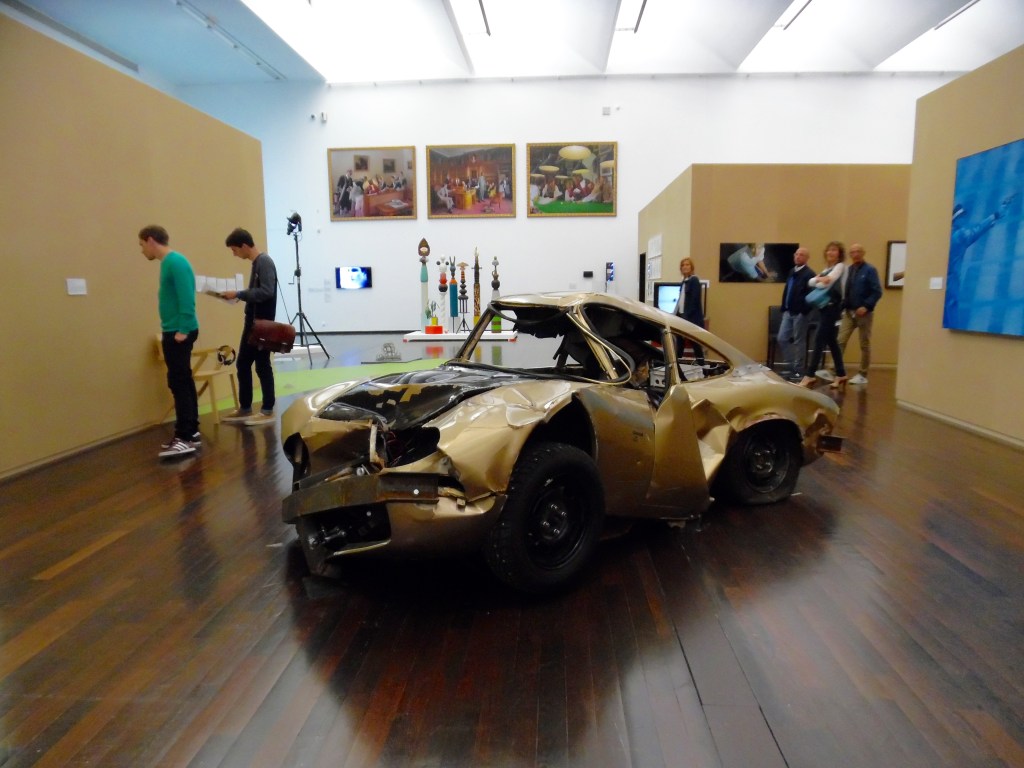 Vue de l'exposition, chercher le garçon MAc/Val, art contemporain