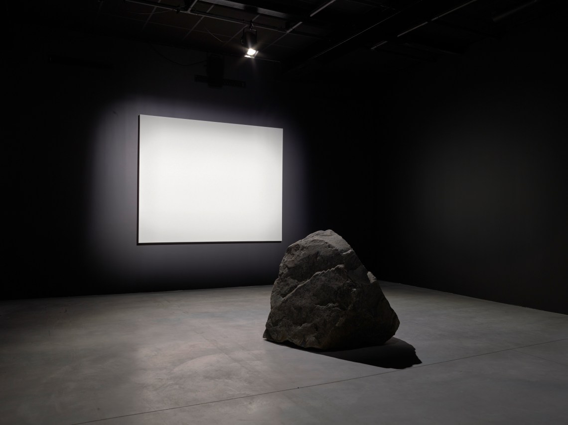 LEE Ufan vue exposition "Préssentiment" CCC OD 2017