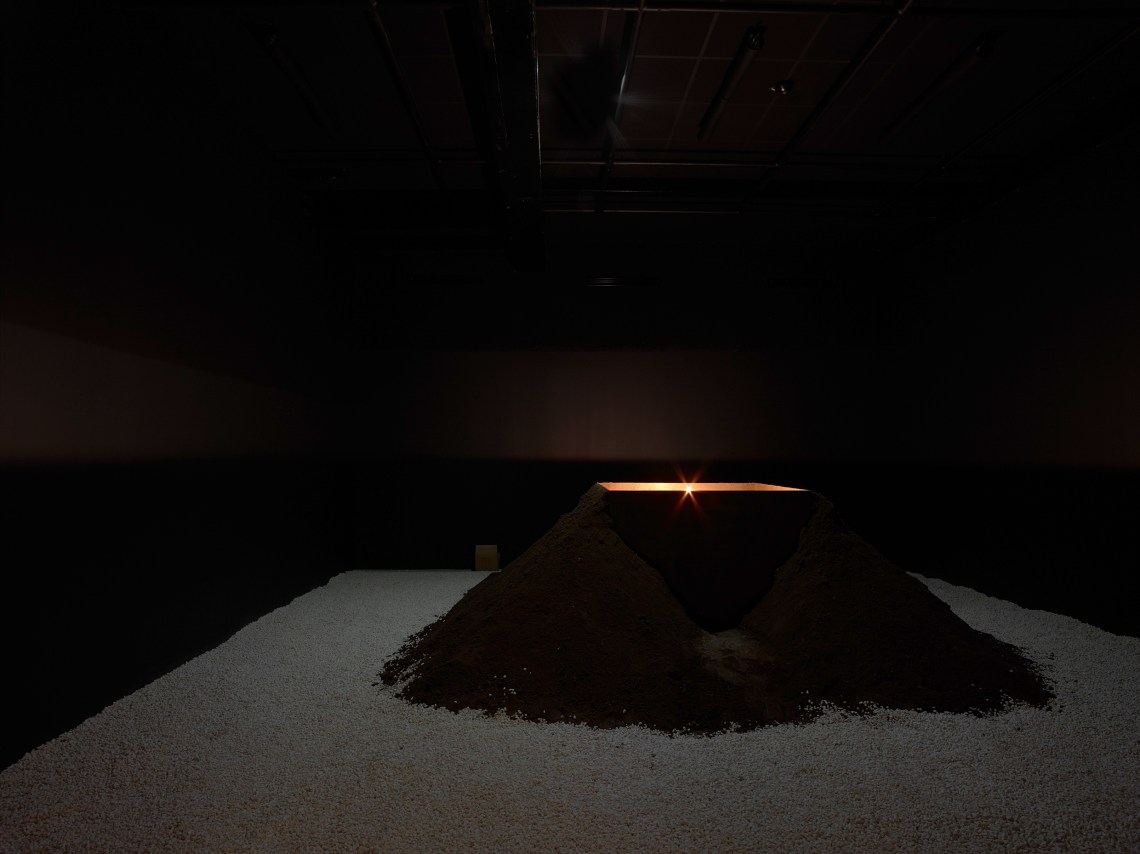 LEE Ufan vue exposition "Préssentiment" CCC OD 2017